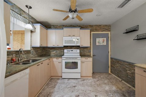 Villa ou maison à vendre à The Villages, Floride: 2 chambres, 106.84 m2 № 1792084 - photo 8
