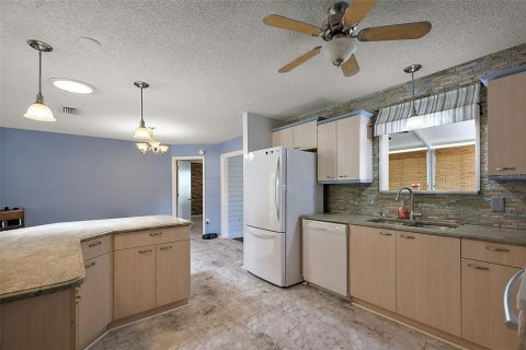 Villa ou maison à vendre à The Villages, Floride: 2 chambres, 106.84 m2 № 1792084 - photo 10