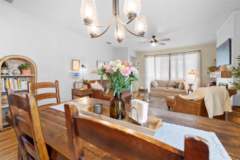House in Spring Hill, Florida 4 bedrooms, 202.99 sq.m. № 1919400 - photo 22