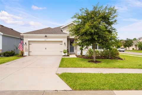 House in Spring Hill, Florida 4 bedrooms, 202.99 sq.m. № 1919400 - photo 4