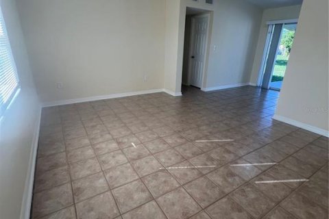 House in Port Charlotte, Florida 2 bedrooms, 74.69 sq.m. № 1802175 - photo 3
