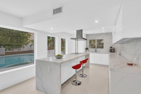 Villa ou maison à vendre à Pompano Beach, Floride: 4 chambres, 244.52 m2 № 2089544 - photo 15