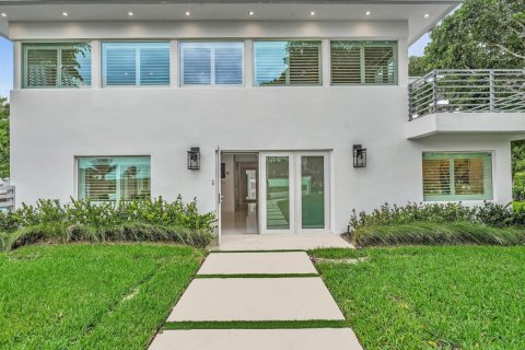 Villa ou maison à vendre à Pompano Beach, Floride: 4 chambres, 244.52 m2 № 2089544 - photo 2