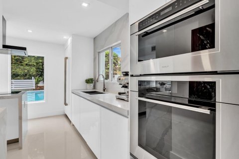 Villa ou maison à vendre à Pompano Beach, Floride: 4 chambres, 244.52 m2 № 2089544 - photo 23