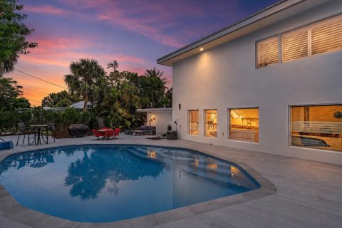 Villa ou maison à vendre à Pompano Beach, Floride: 4 chambres, 244.52 m2 № 2089544 - photo 8
