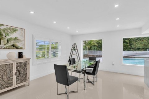 Villa ou maison à vendre à Pompano Beach, Floride: 4 chambres, 244.52 m2 № 2089544 - photo 12