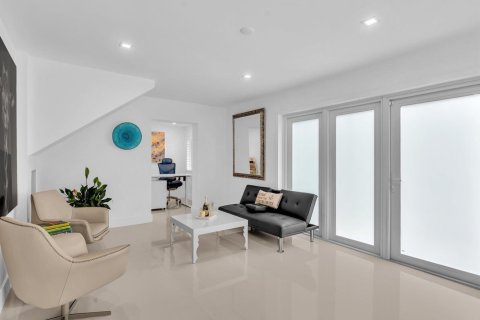 Villa ou maison à vendre à Pompano Beach, Floride: 4 chambres, 244.52 m2 № 2089544 - photo 27