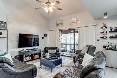 Condominio en venta en Orlando, Florida, 3 dormitorios, 118.82 m2 № 1520803 - foto 3