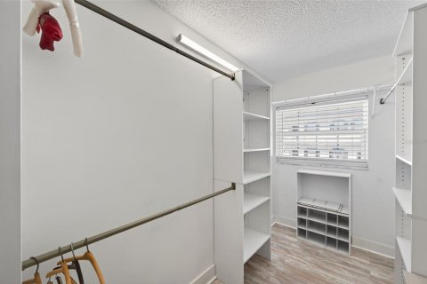 Condo in Belleair Bluffs, Florida, 3 bedrooms  № 2238431 - photo 20