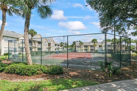 Condo in Orlando, Florida, 2 bedrooms  № 1831241 - photo 26