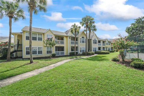 Condo in Orlando, Florida, 2 bedrooms  № 1831241 - photo 4