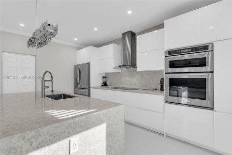 Casa en venta en Homestead, Florida, 4 dormitorios, 239.04 m2 № 2032320 - foto 7