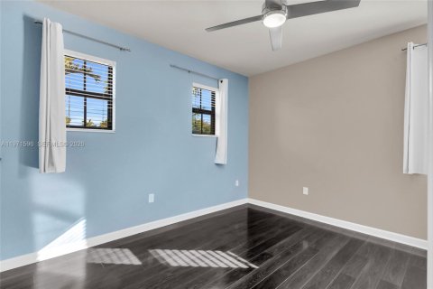 Casa en venta en Homestead, Florida, 4 dormitorios, 239.04 m2 № 2032320 - foto 16