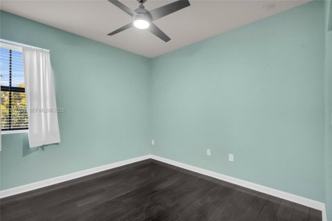 Casa en venta en Homestead, Florida, 4 dormitorios, 239.04 m2 № 2032320 - foto 13