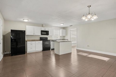 Villa ou maison à vendre à Lakeland, Floride: 3 chambres, 146.69 m2 № 2339649 - photo 6