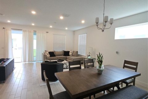 House in Orlando, Florida 3 bedrooms, 202.16 sq.m. № 1680391 - photo 9