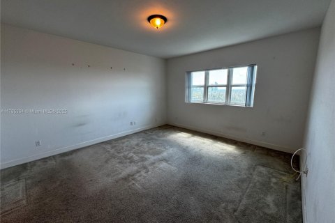 Copropriété à louer à North Miami, Floride: 2 chambres, 161.93 m2 № 1865700 - photo 9