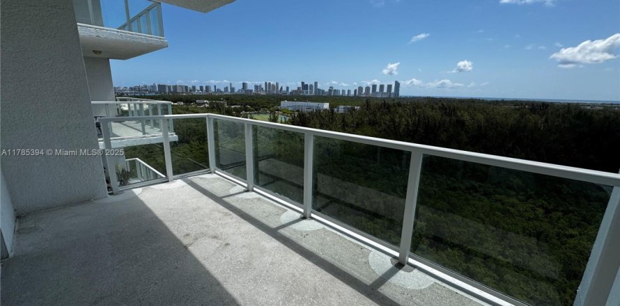 Condo à North Miami, Floride, 2 chambres  № 1865700