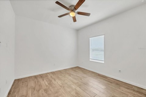 House in Rotonda, Florida 3 bedrooms, 153.29 sq.m. № 1658575 - photo 18