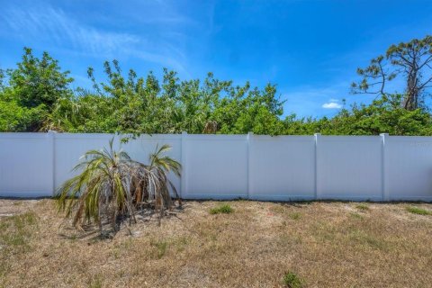 House in Rotonda, Florida 3 bedrooms, 153.29 sq.m. № 1658575 - photo 3