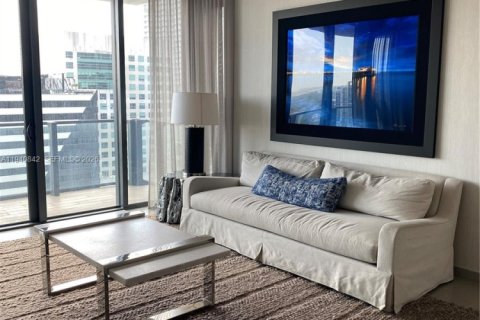 Condominio en alquiler en Miami, Florida, 2 dormitorios, 128.48 m2 № 1998022 - foto 10