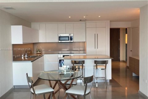 Condominio en alquiler en Miami, Florida, 2 dormitorios, 128.48 m2 № 1998022 - foto 7