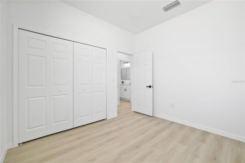 Villa ou maison à vendre à Poinciana, Floride: 4 chambres, 149.39 m2 № 2413717 - photo 24