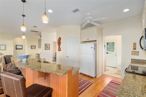 House in Melrose, Florida 4 bedrooms, 284.1 sq.m. № 1806737 - photo 21