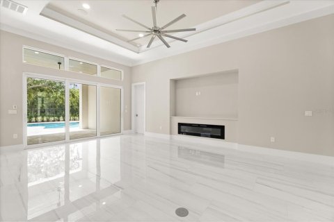 Casa en venta en Four Corners, Florida, 6 dormitorios, 392.7 m2 № 1722045 - foto 10