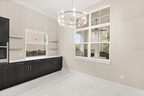 Casa en venta en Four Corners, Florida, 6 dormitorios, 392.7 m2 № 1722045 - foto 19