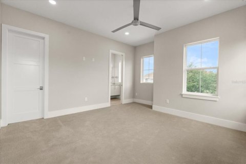 Casa en venta en Four Corners, Florida, 6 dormitorios, 392.7 m2 № 1722045 - foto 21