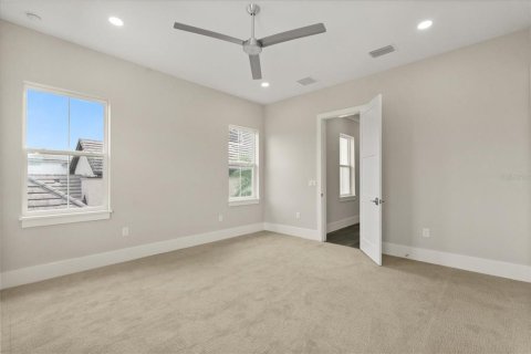Casa en venta en Four Corners, Florida, 6 dormitorios, 392.7 m2 № 1722045 - foto 22