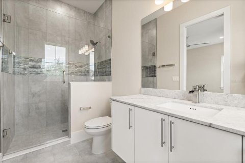 Casa en venta en Four Corners, Florida, 6 dormitorios, 392.7 m2 № 1722045 - foto 23