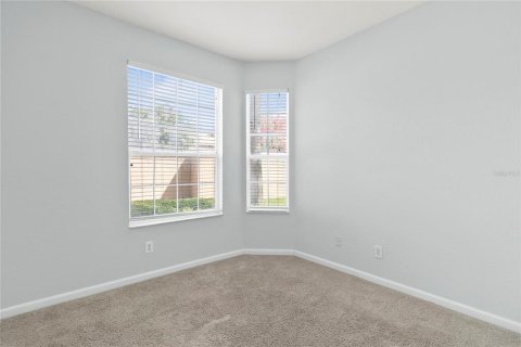 Condo in Orlando, Florida, 3 bedrooms  № 1912416 - photo 9