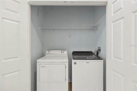Condo in Orlando, Florida, 3 bedrooms  № 1912416 - photo 5