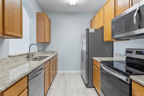 Condo in Orlando, Florida, 3 bedrooms  № 1912416 - photo 6