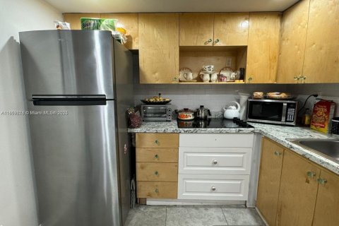 Condo in Delray Beach, Florida, 1 bedroom № 1983124 - photo 12