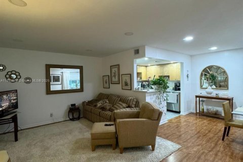 Condo in Delray Beach, Florida, 1 bedroom № 1983124 - photo 6