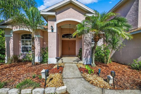 Casa en venta en Wesley Chapel, Florida, 4 dormitorios, 301.37 m2 № 1911796 - foto 6