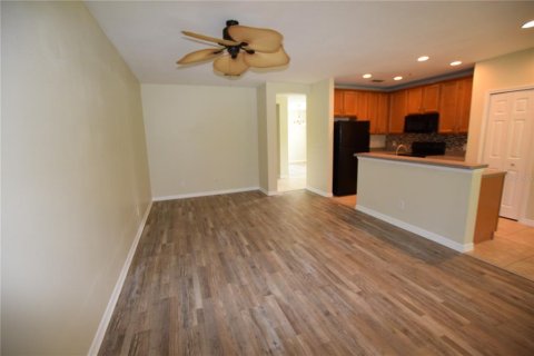Townhouse in Orlando, Florida 3 bedrooms, 140.1 sq.m. № 2203308 - photo 8