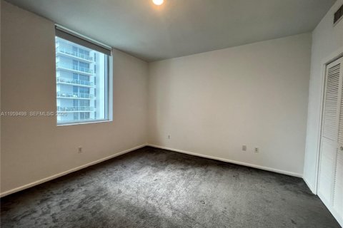 Copropriété à louer à Miami, Floride: 1 chambre, 87.79 m2 № 2017983 - photo 12