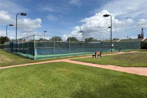 Condo in Delray Beach, Florida, 2 bedrooms  № 2068337 - photo 13