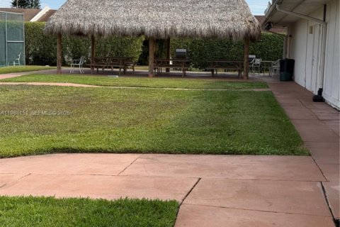 Condo in Delray Beach, Florida, 2 bedrooms  № 2068337 - photo 14