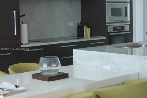 Copropriété à louer à Miami, Floride: 1 chambre, 87.14 m2 № 2273403 - photo 9