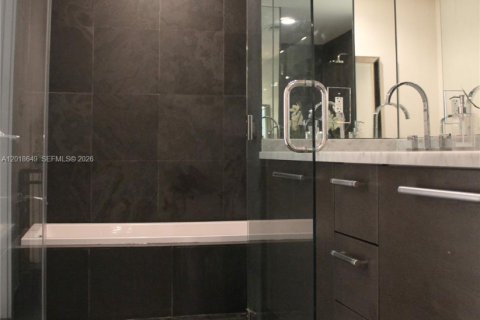 Copropriété à louer à Miami, Floride: 1 chambre, 87.14 m2 № 2273403 - photo 24