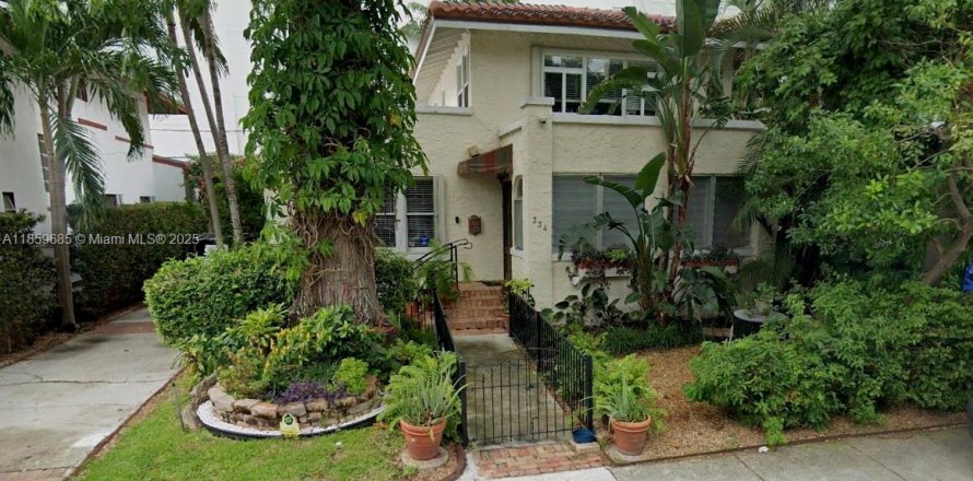 Casa en Miami, Florida 4 dormitorios, 213.49 m2 № 1888158
