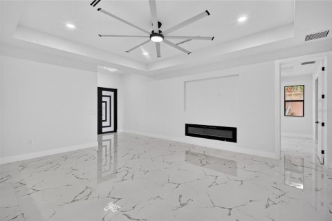 Casa en venta en Punta Gorda, Florida, 4 dormitorios, 189.61 m2 № 2383998 - foto 7