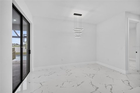 Casa en venta en Punta Gorda, Florida, 4 dormitorios, 189.61 m2 № 2383998 - foto 6