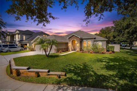 Villa ou maison à vendre à Odessa, Floride: 4 chambres, 313.55 m2 № 2348379 - photo 2