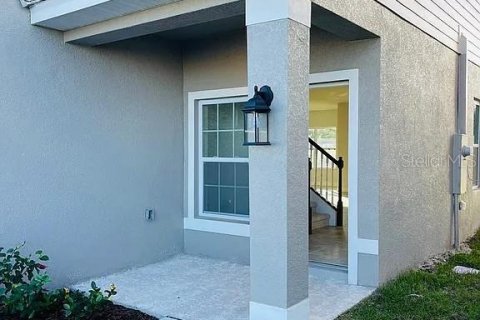Villa ou maison à louer à Winter Haven, Floride: 4 chambres, 228.26 m2 № 2408030 - photo 3